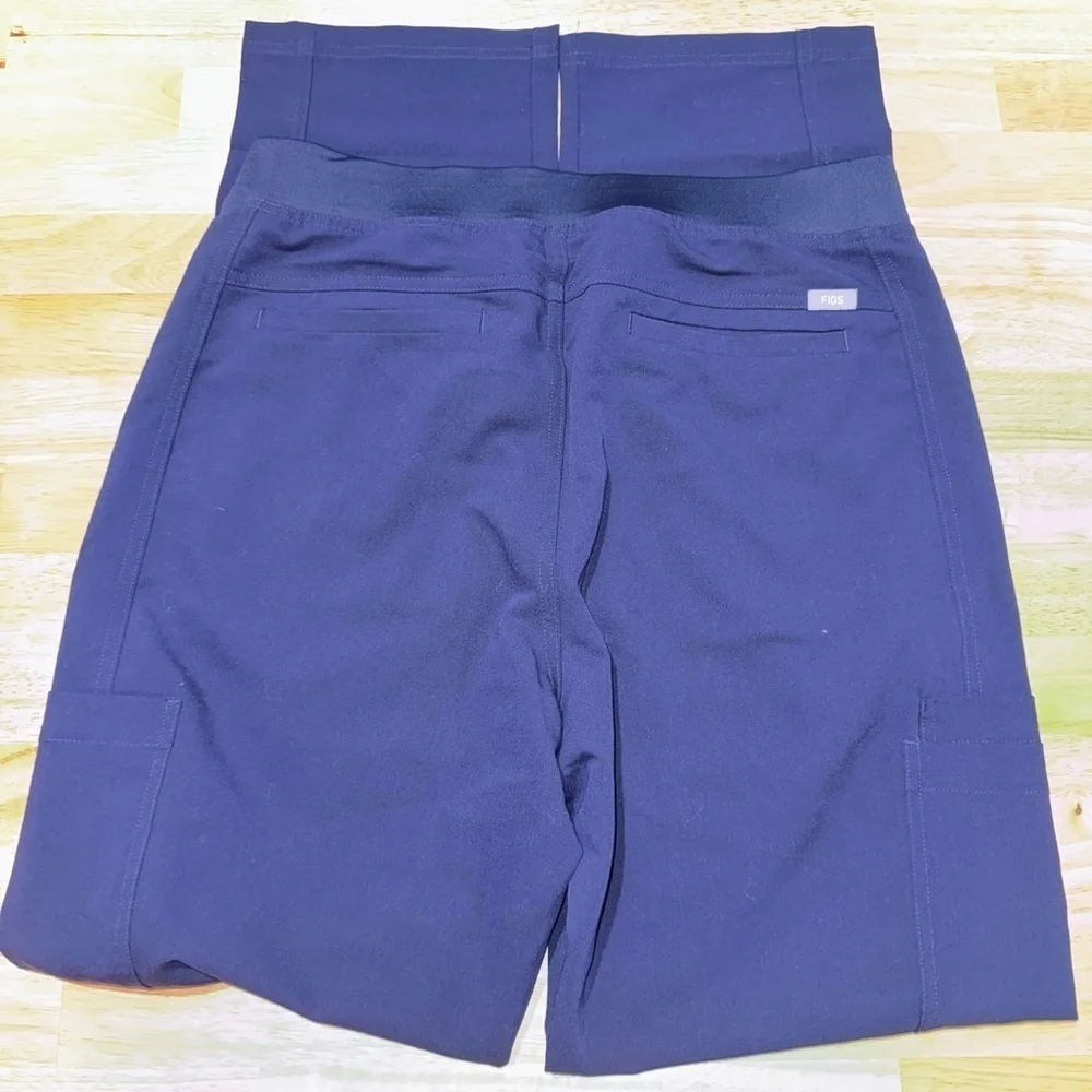 Figs Men's Deep Blue Scrub Pants